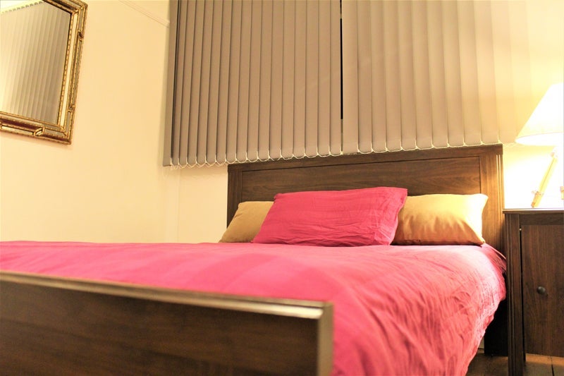 Room Brisbane Street in Greater London