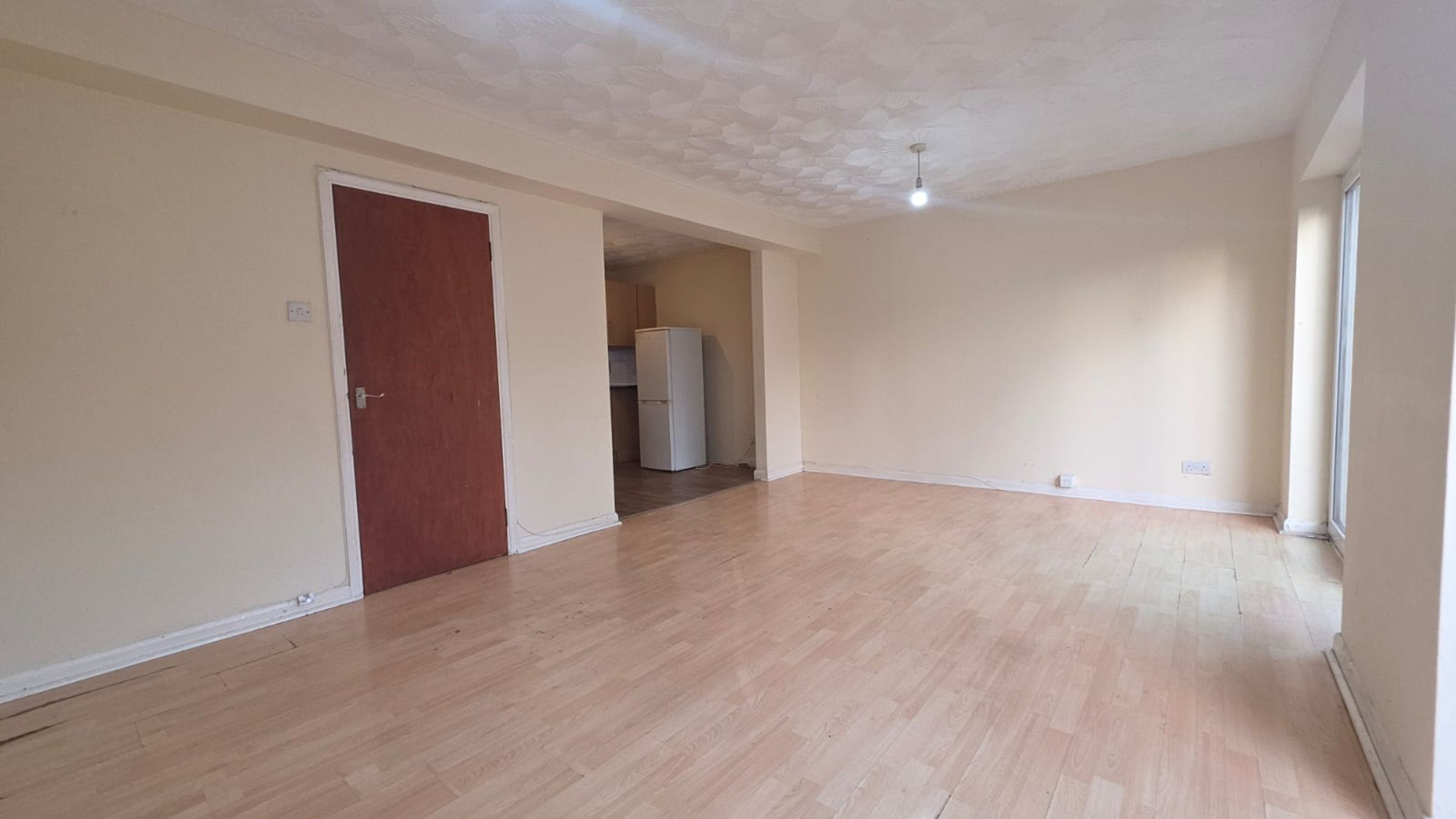 Flat Manpreet Court in Greater London