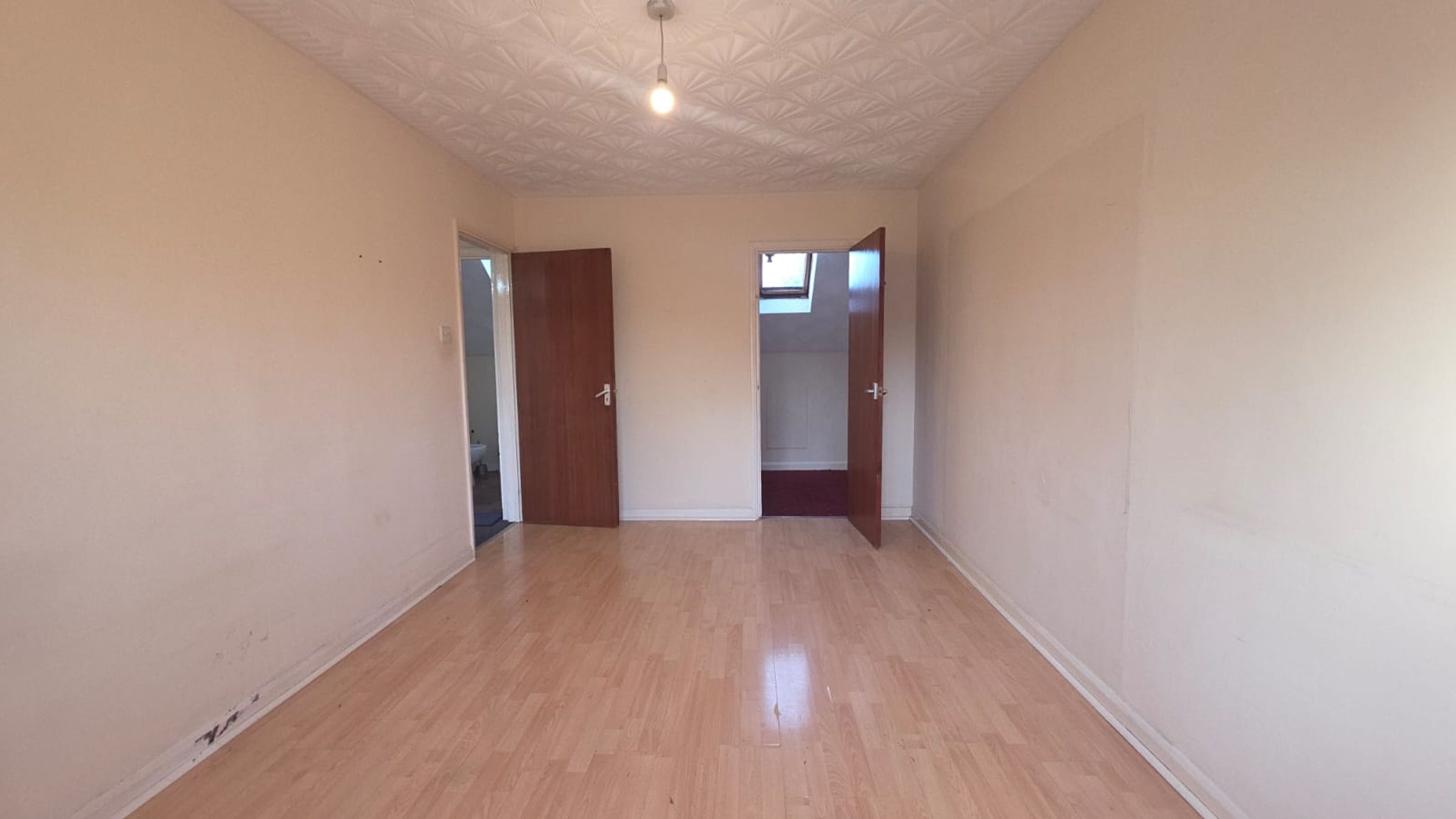 Flat Manpreet Court in Greater London