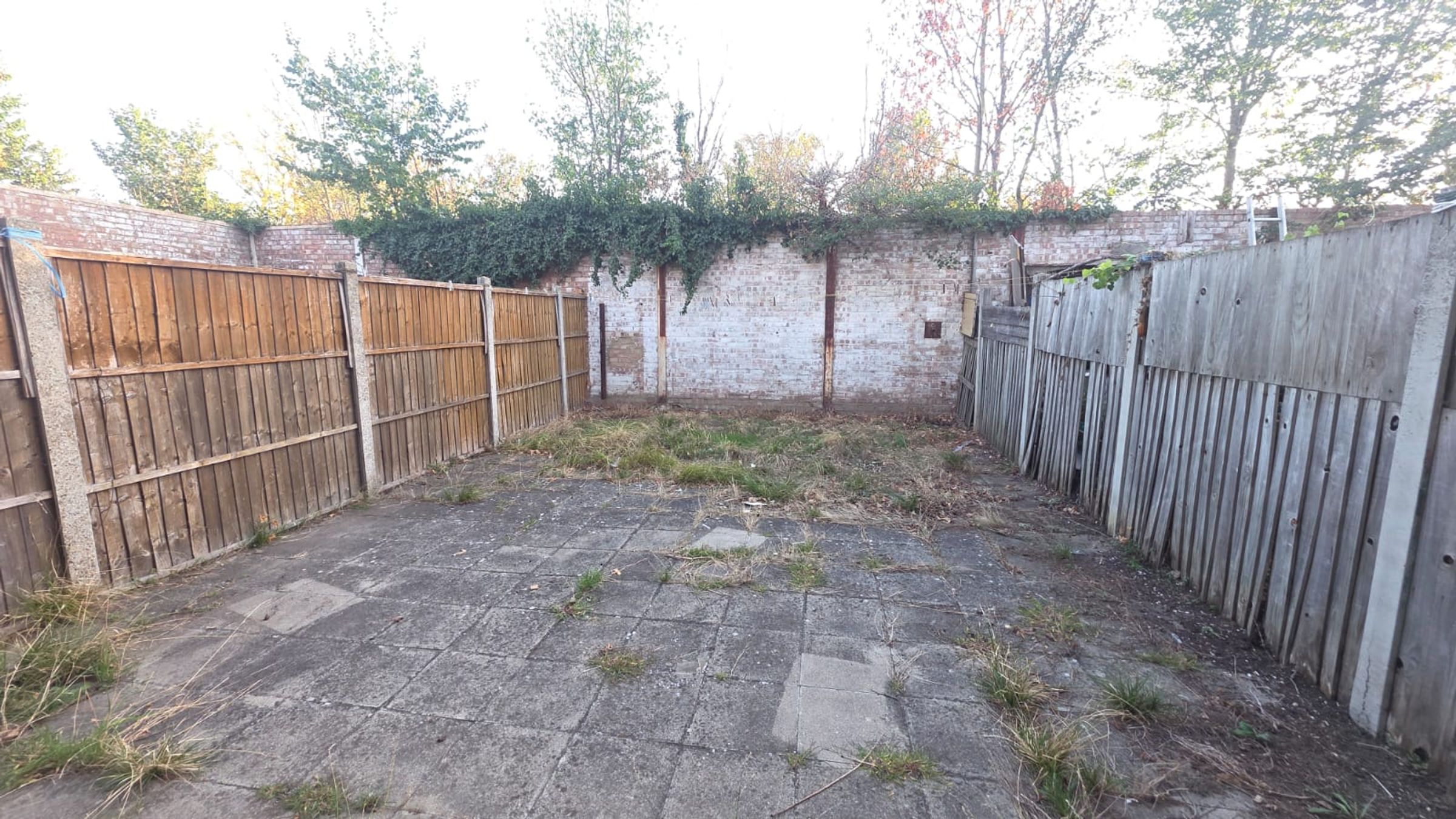 Flat Manpreet Court in Greater London