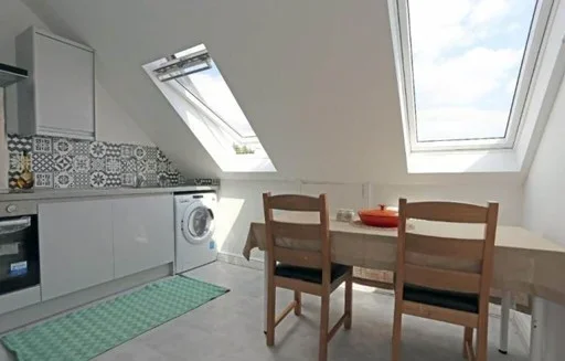Room Whalebone Lane North in Greater London