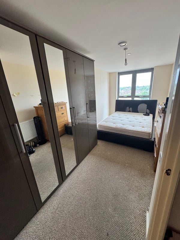 Room Loampit Vale in Greater London