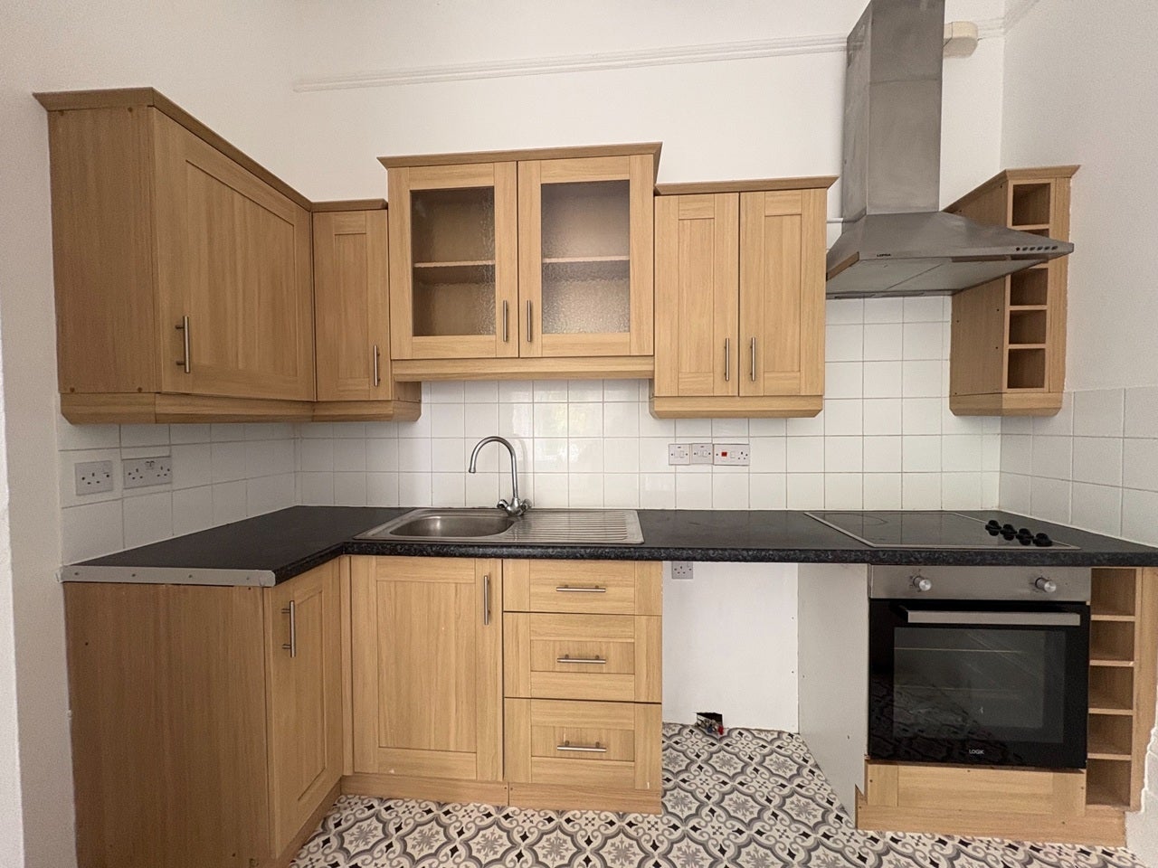 Flat Westbourne Gardens in Folkestone and Hythe District