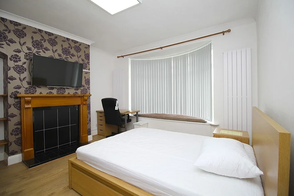 Room Forest Road in Charnwood