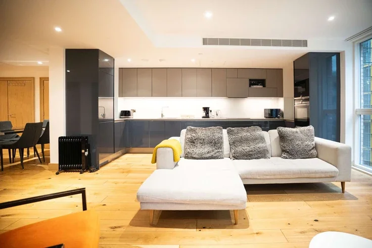 Flat Hermitage Street in City of Westminster