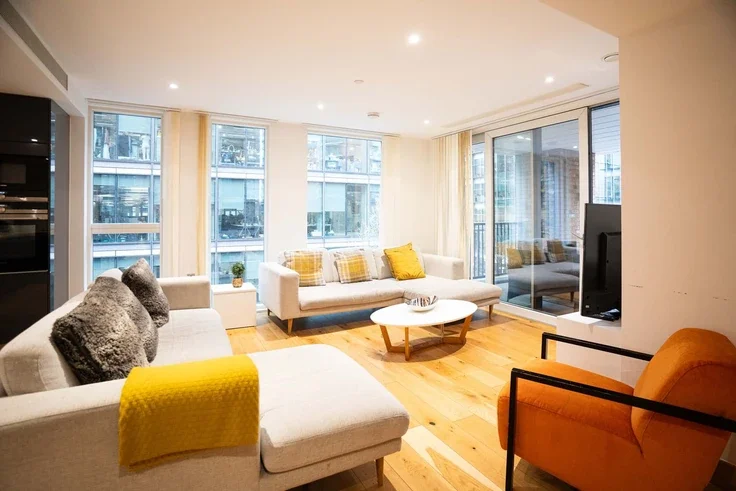 Flat Hermitage Street in City of Westminster