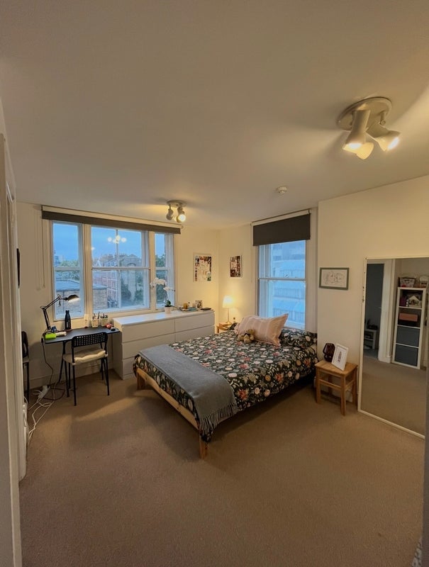Room Marchmont Street in Greater London