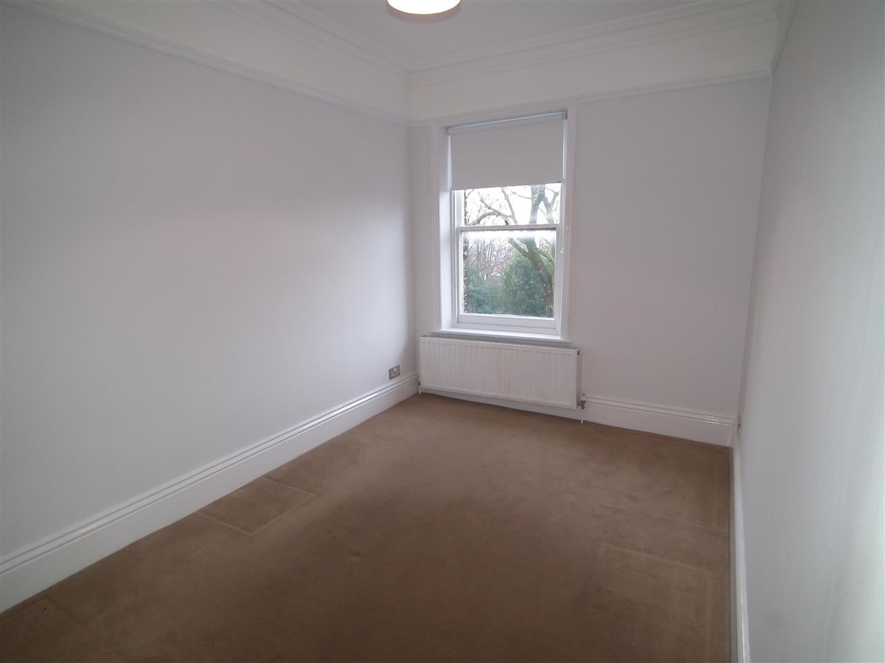Flat Fitzjohn's Avenue in Greater London