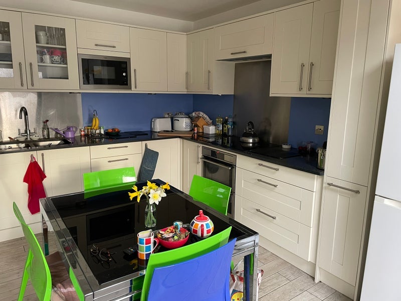 Room Clock House Road in Greater London