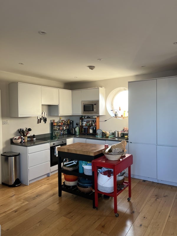 Room Francis Road in Greater London
