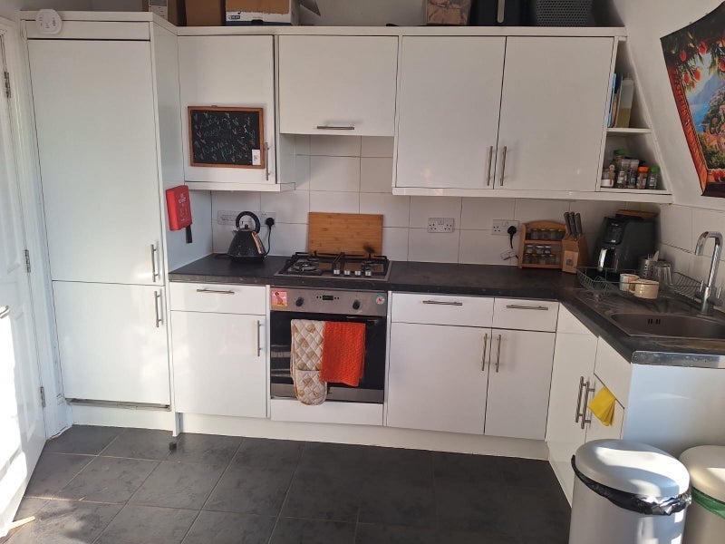 Room Green Lanes in Greater London
