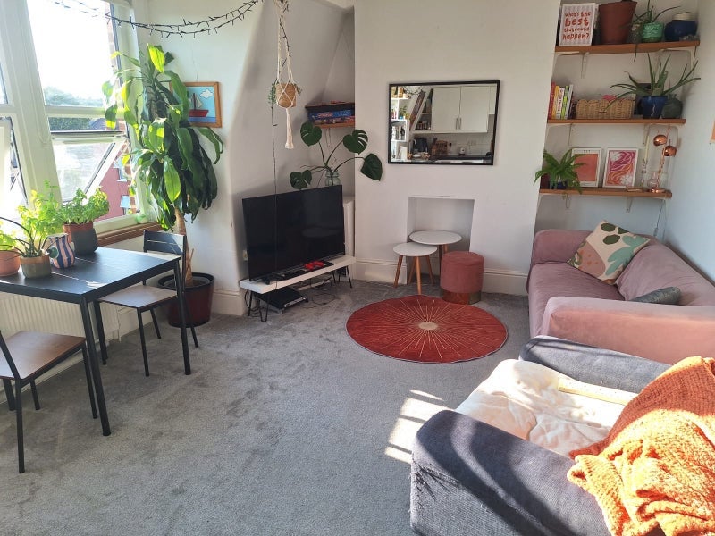 Room Green Lanes in Greater London