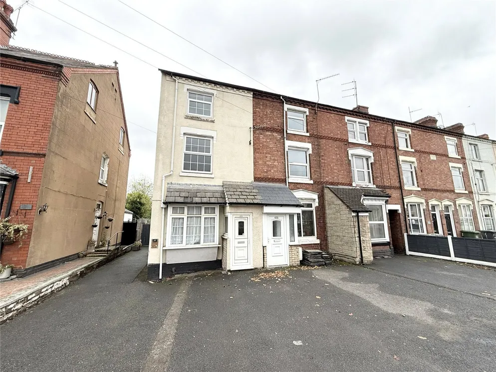 Flat Stourport Road in Wyre Forest