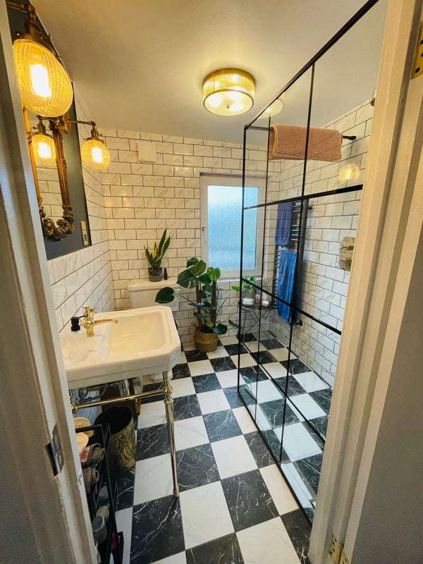 Room Wood Vale in Greater London