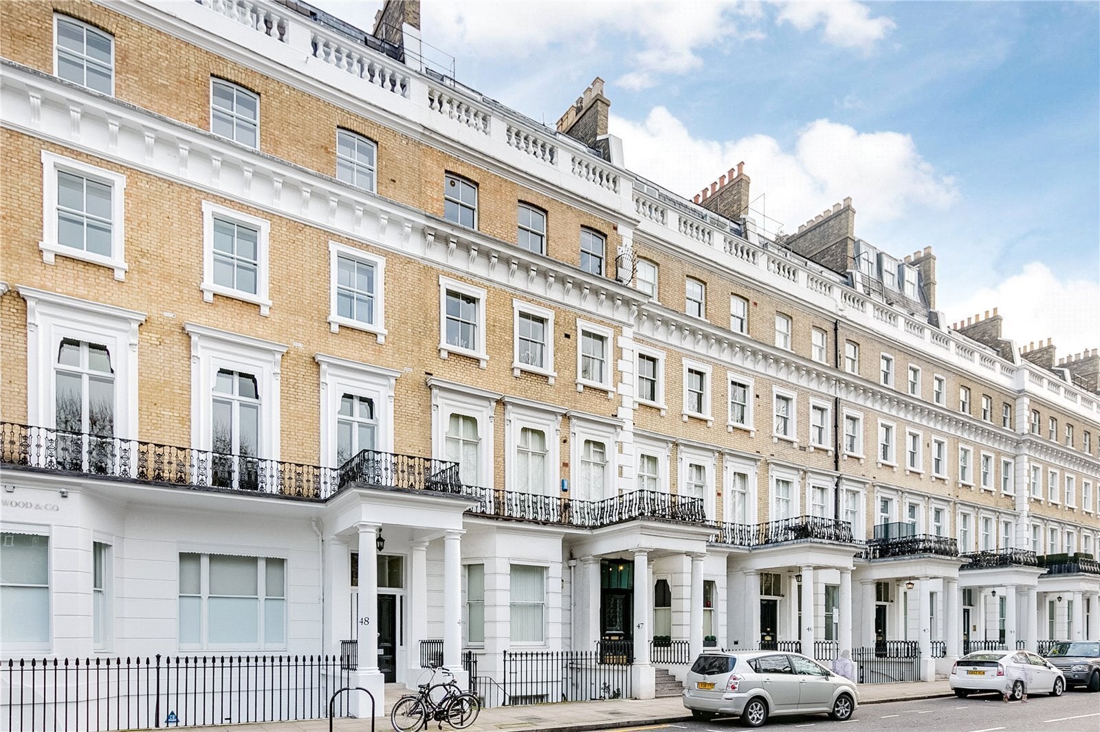 Flat Onslow Mews West in Greater London