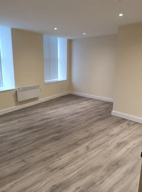 Flat Daisy Hill in Kirklees