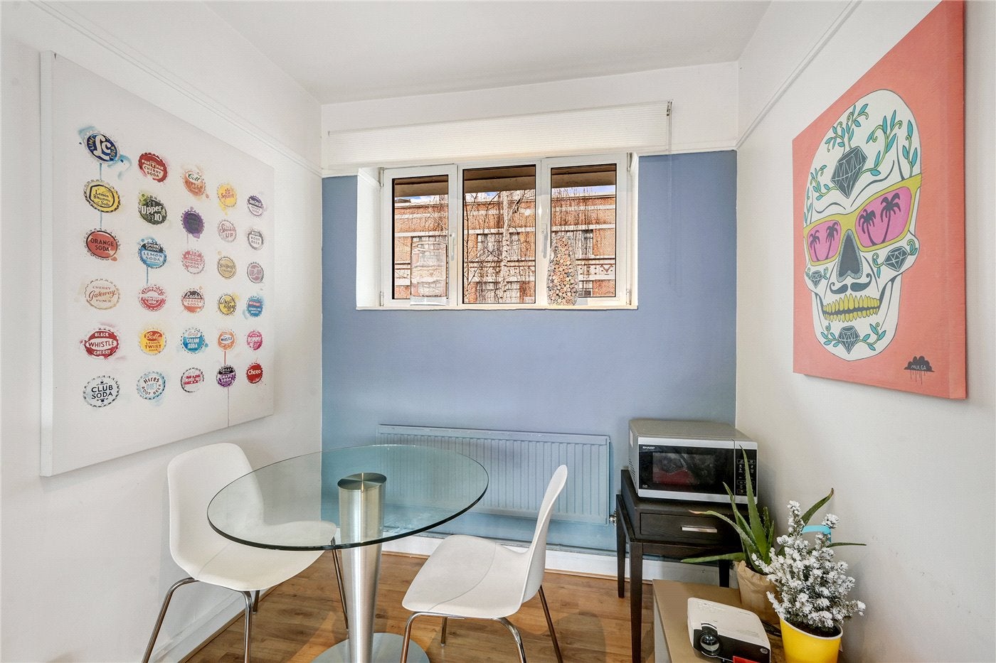 Flat Lucan Place in Greater London