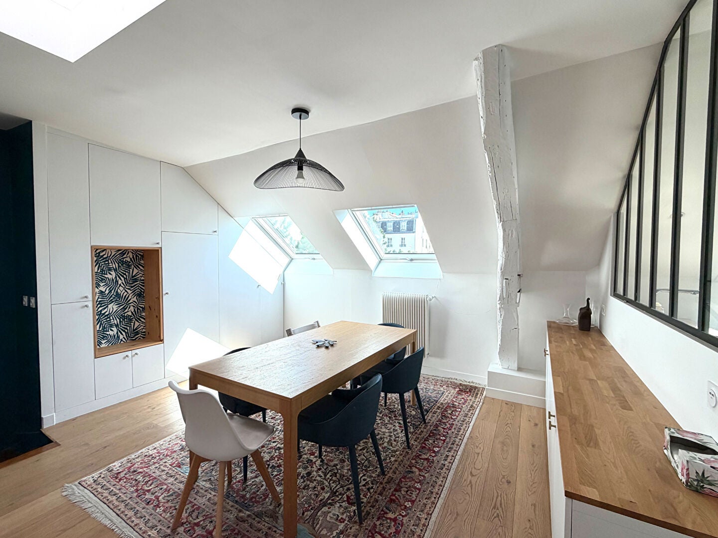 Flat Rue Chaptal in Levallois-Perret