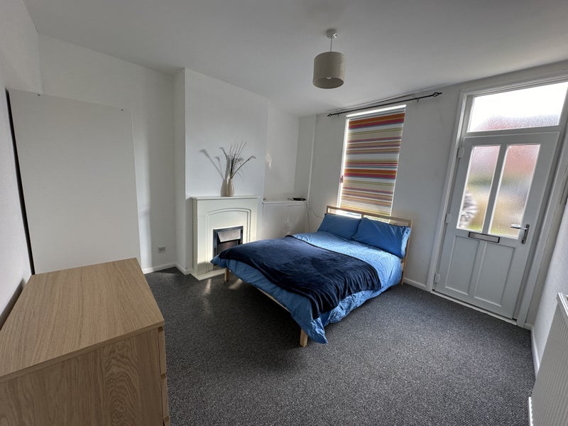 Room Mansfield Road in Market Warsop