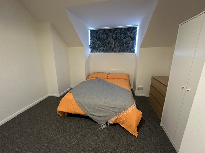 Room Mansfield Road in Market Warsop