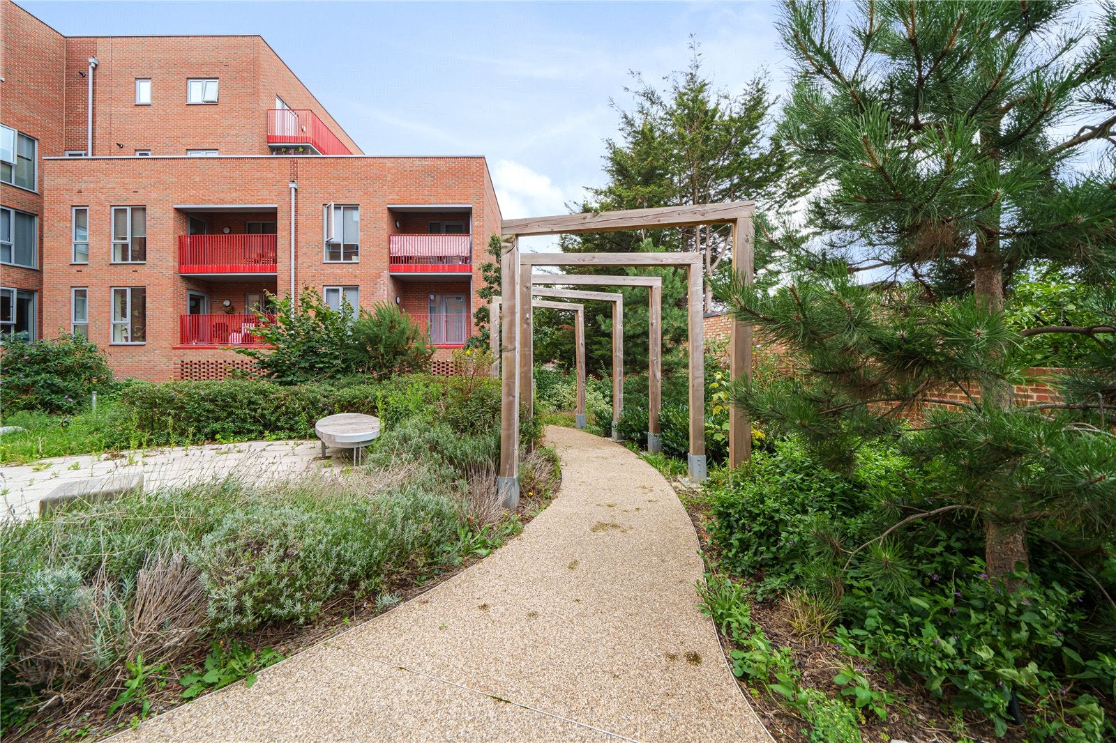 Flat Cezanne Road in Greater London