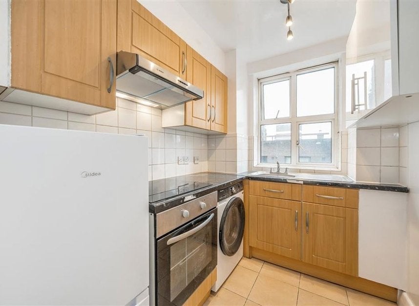 Flat Edgware Road in City of Westminster