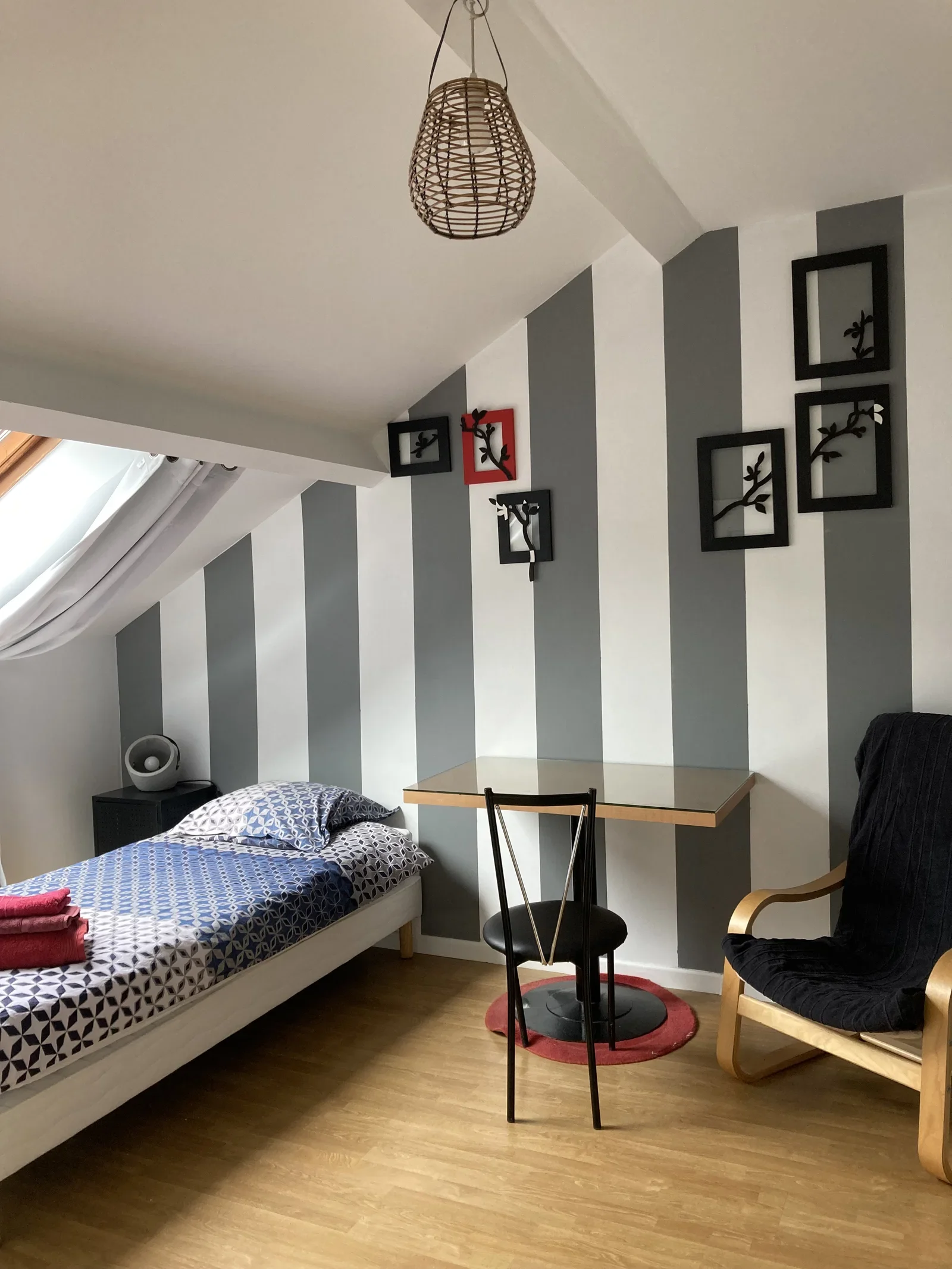 Room Rue Lazare Hoche in Palaiseau