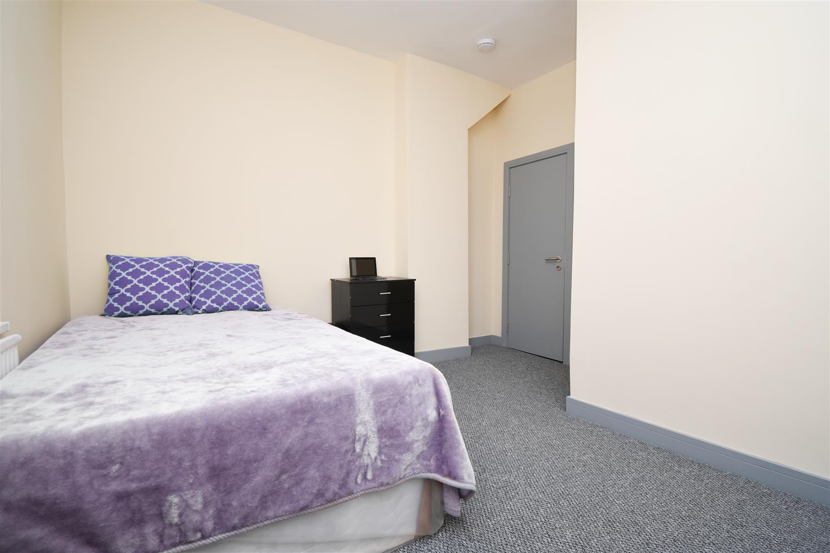 Room Mark Street in Burnley