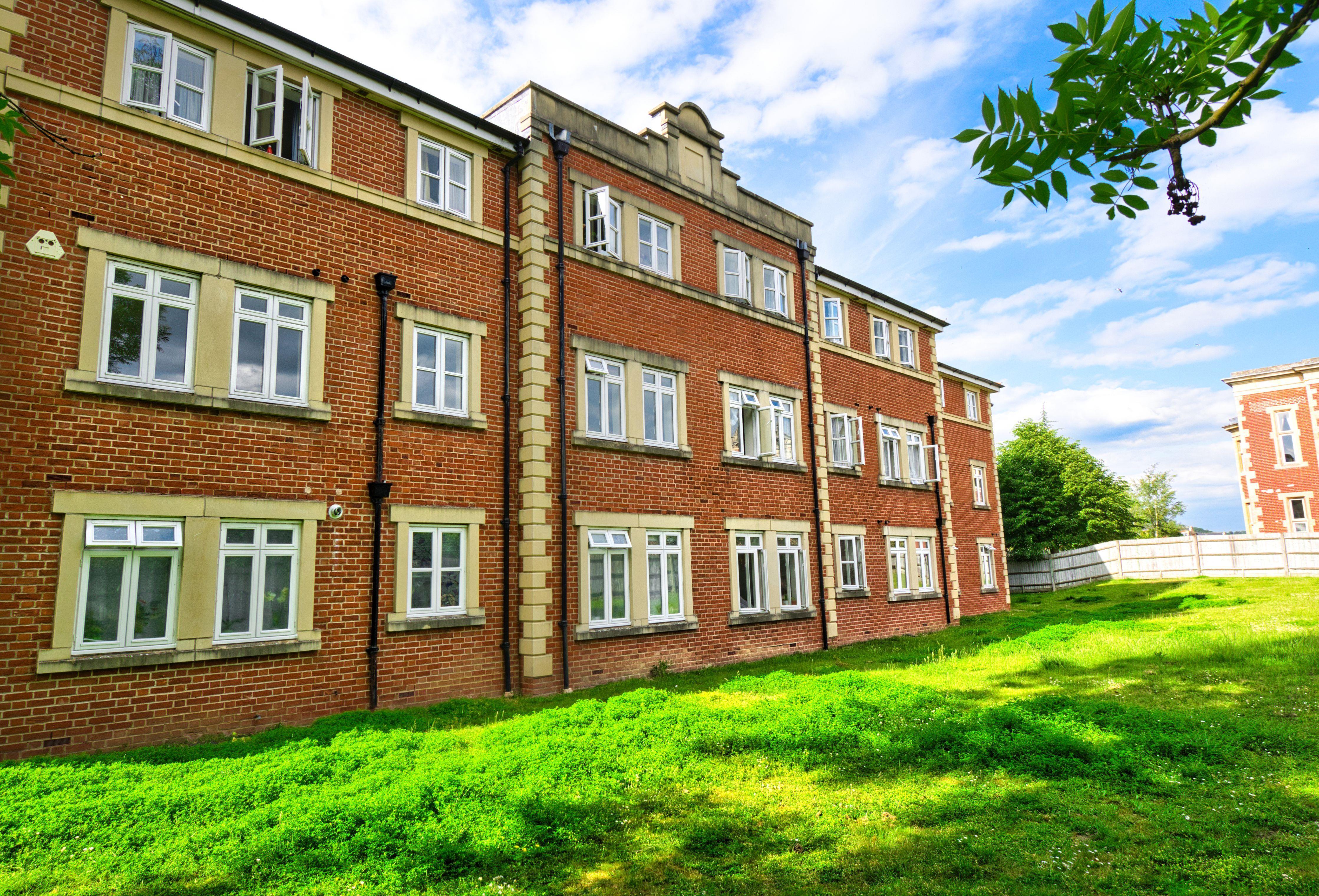 Flat Talfourd Way in Reigate and Banstead