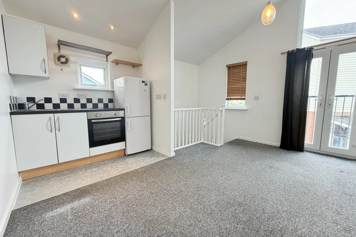 Flat Follager Road in Rugby