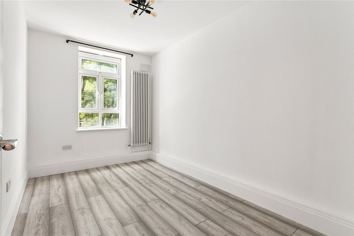 Flat Homerton Road in Greater London