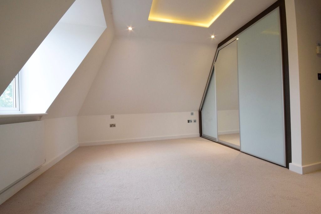 Flat Parson Street in Greater London