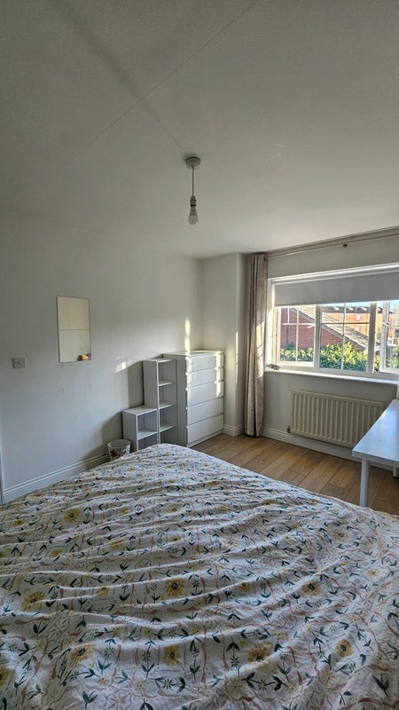 Room Deighton Grove in Coventry