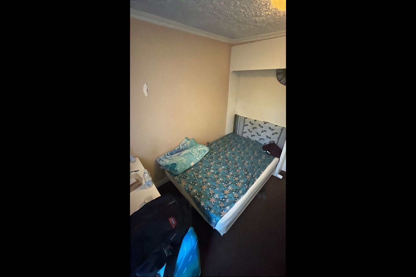 Room Spondon Road in Greater London