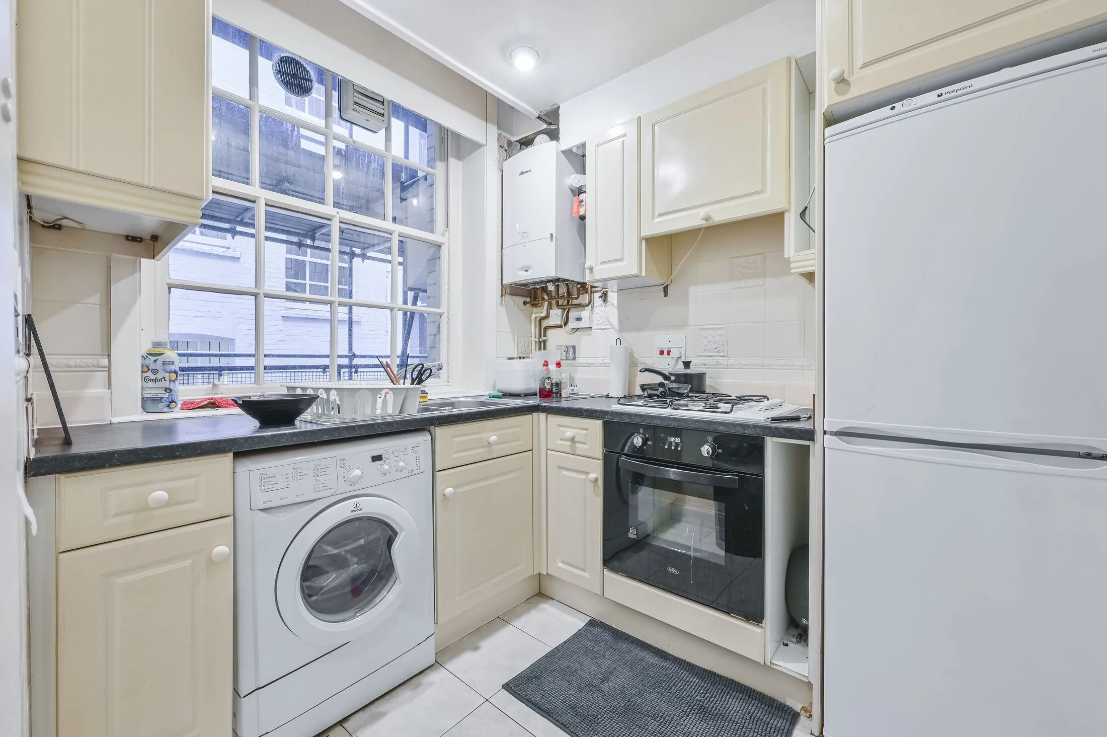 Flat Palgrave Gardens in City of Westminster