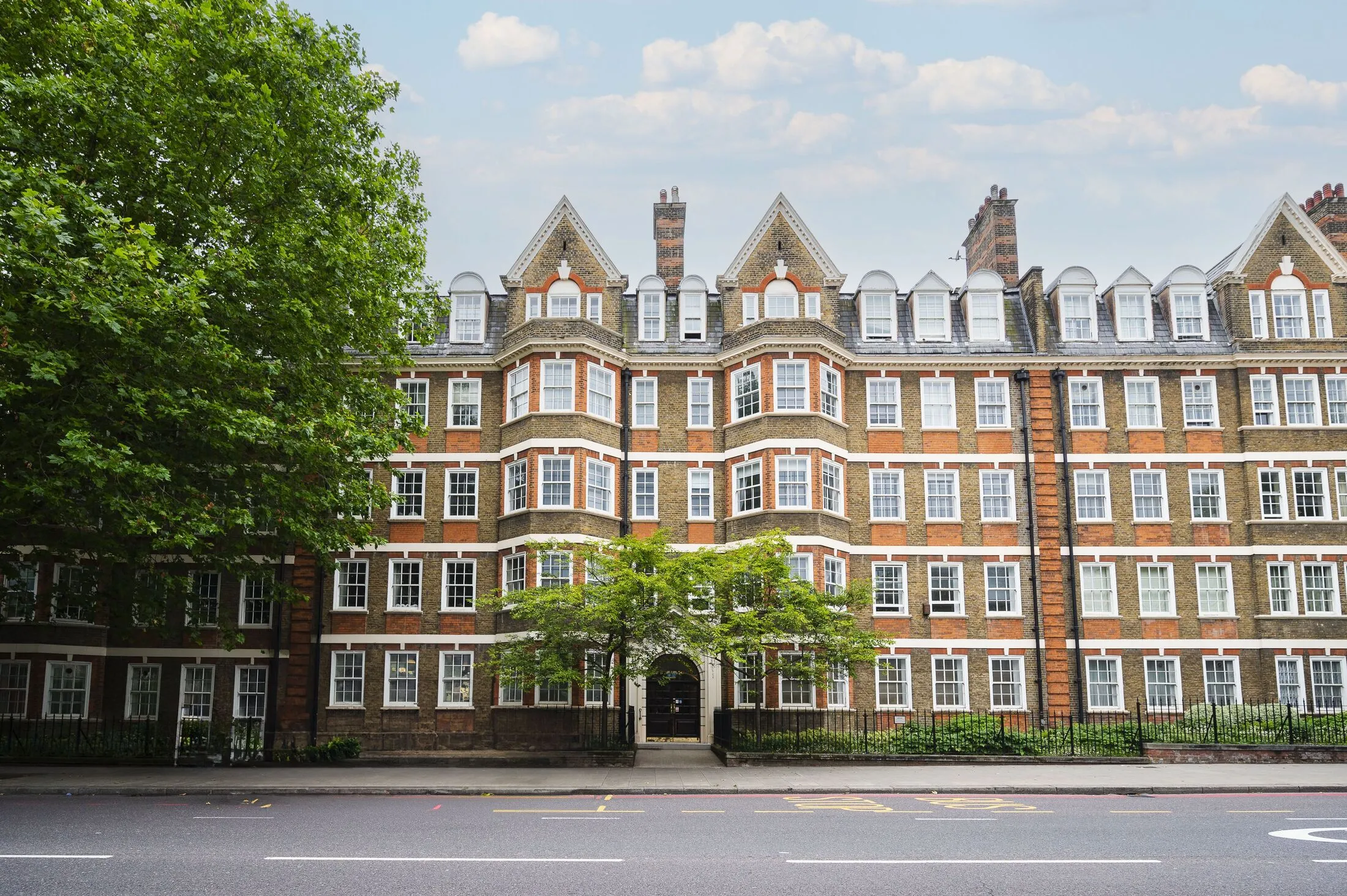 Flat Palgrave Gardens in City of Westminster