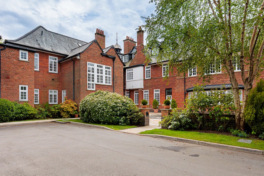 Flat Ancoats Lane in Little Warford