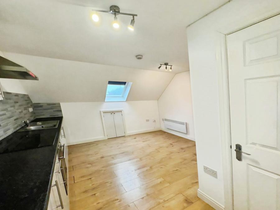 Flat Keightley Road in Leicester