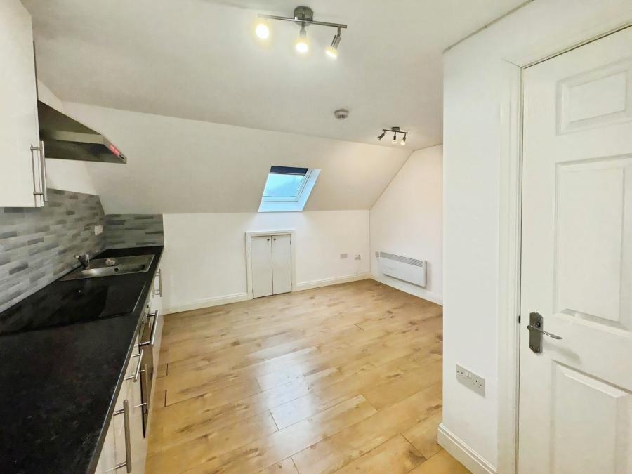 Flat Keightley Road in Leicester
