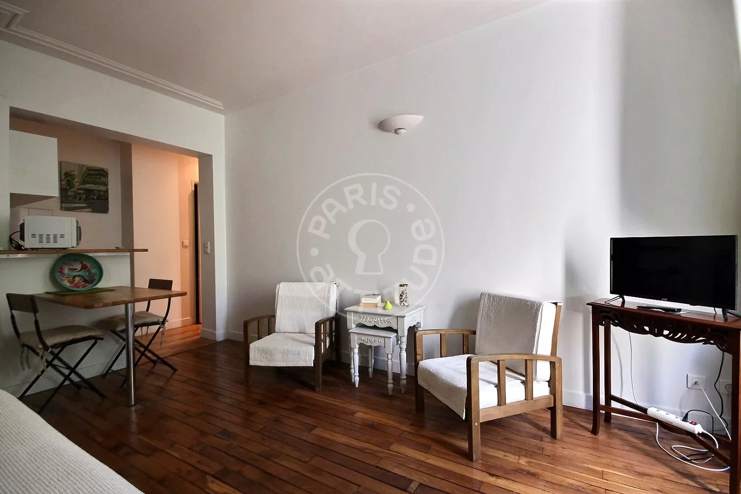 Flat Rue Caulaincourt in Paris