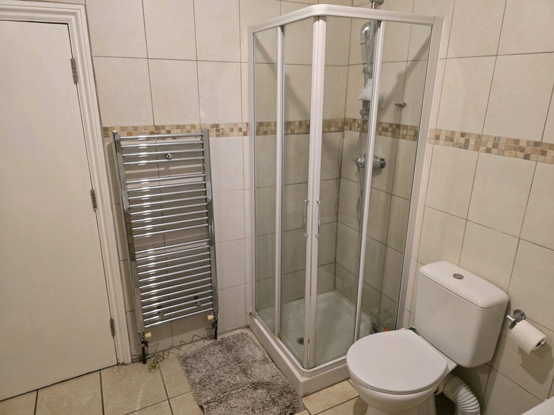 Room Braidwood Road in Greater London