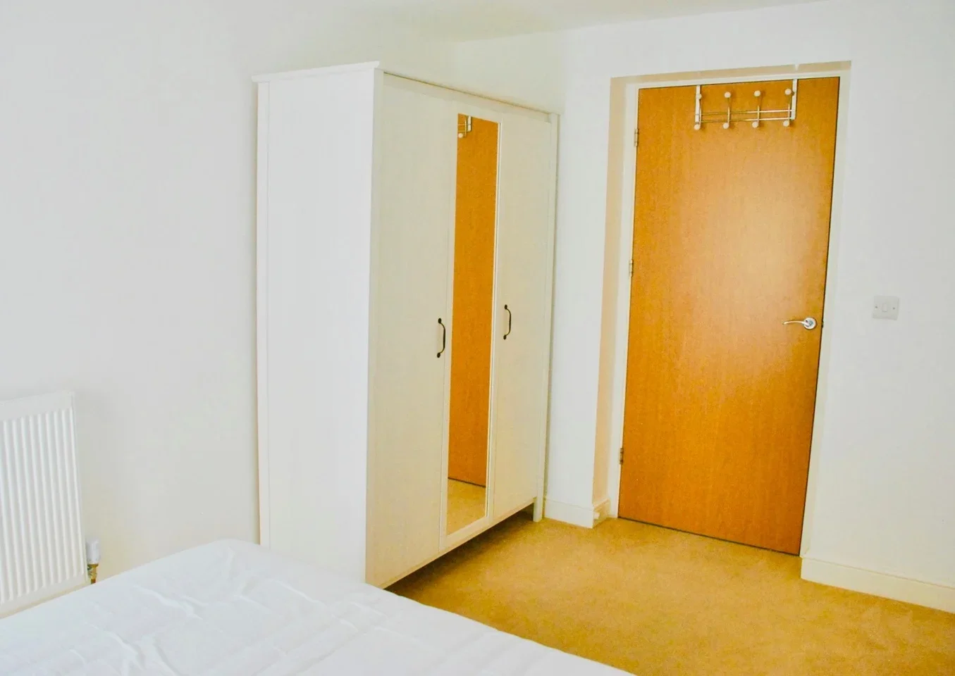 Flat Commonwealth Drive in Crawley