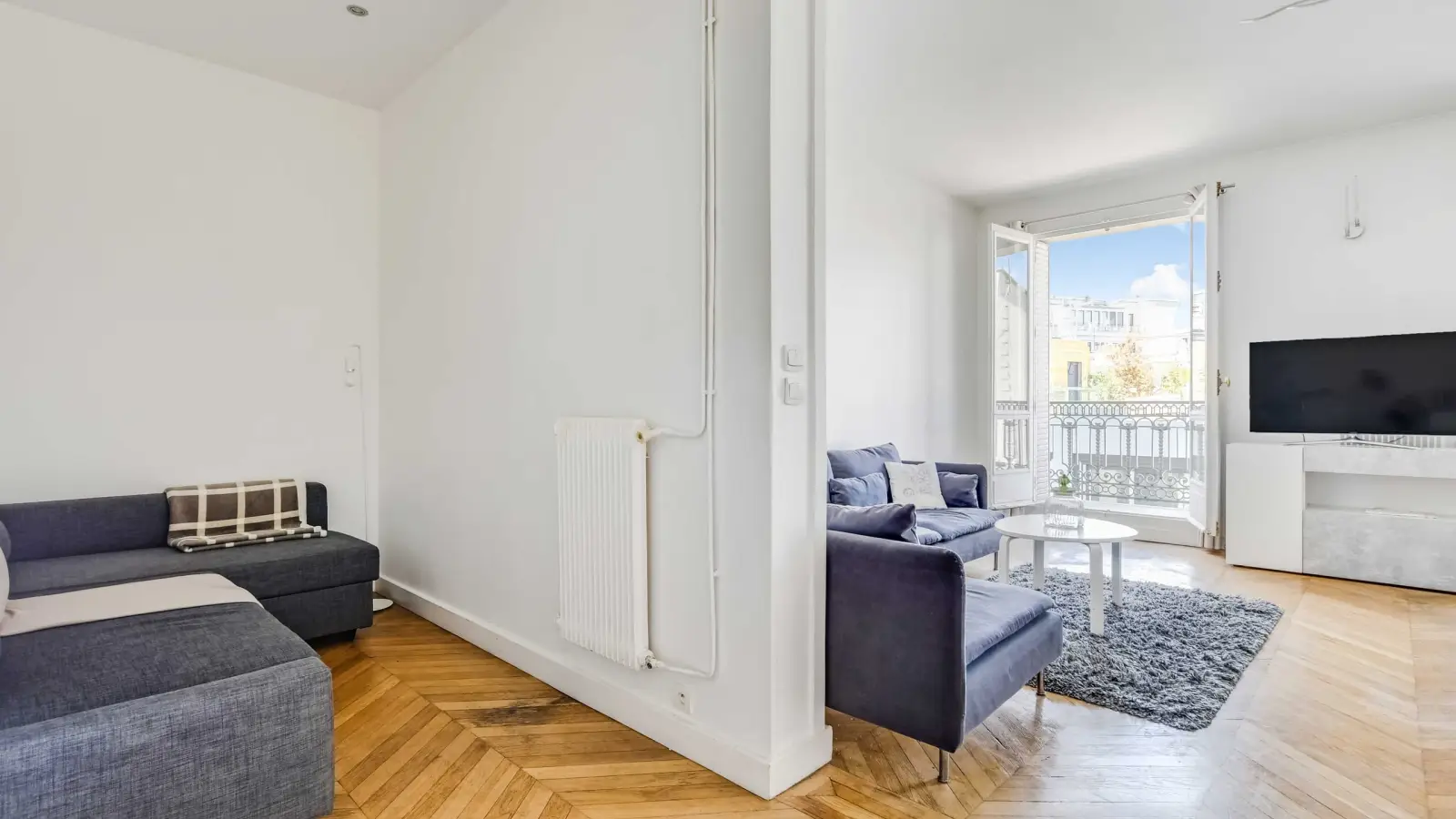 Appartement Rue du Colisée à Paris