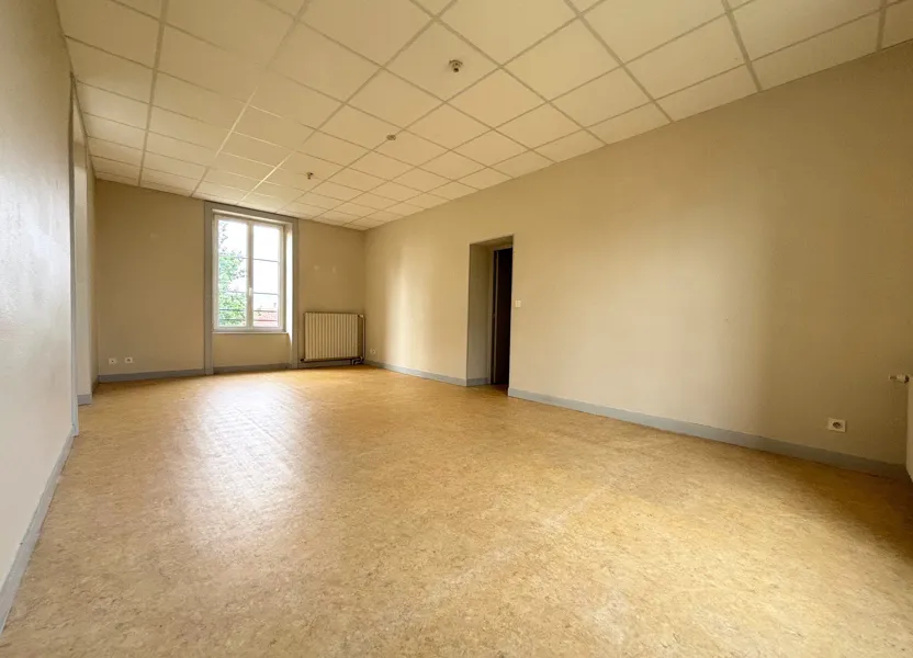 Maison N 12 à Le Ménil-Broût