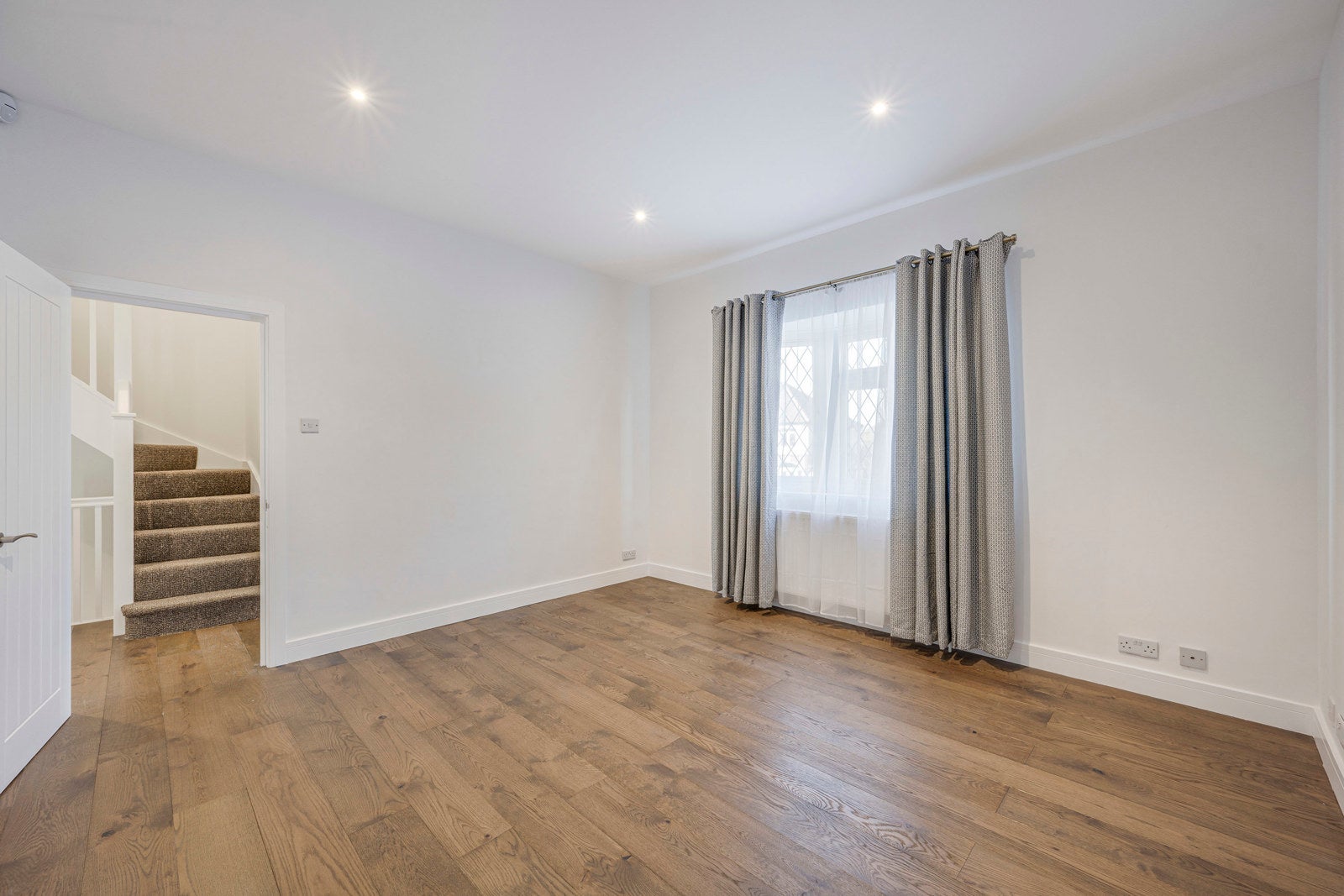Flat Malden Road in Greater London