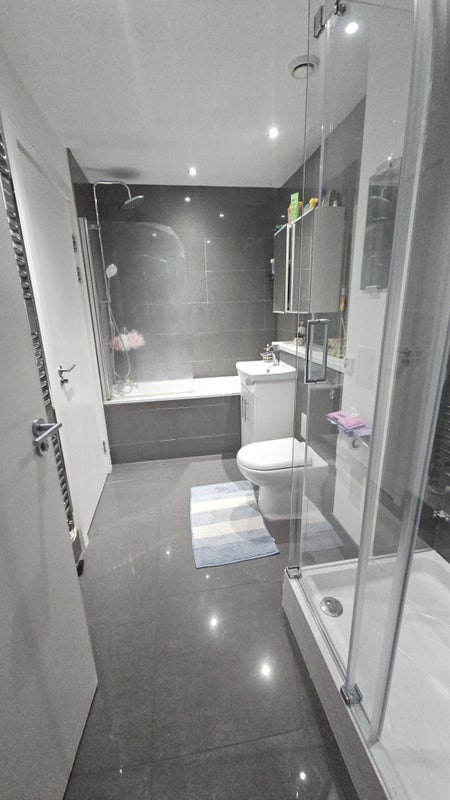 Room Mason's Avenue in Greater London