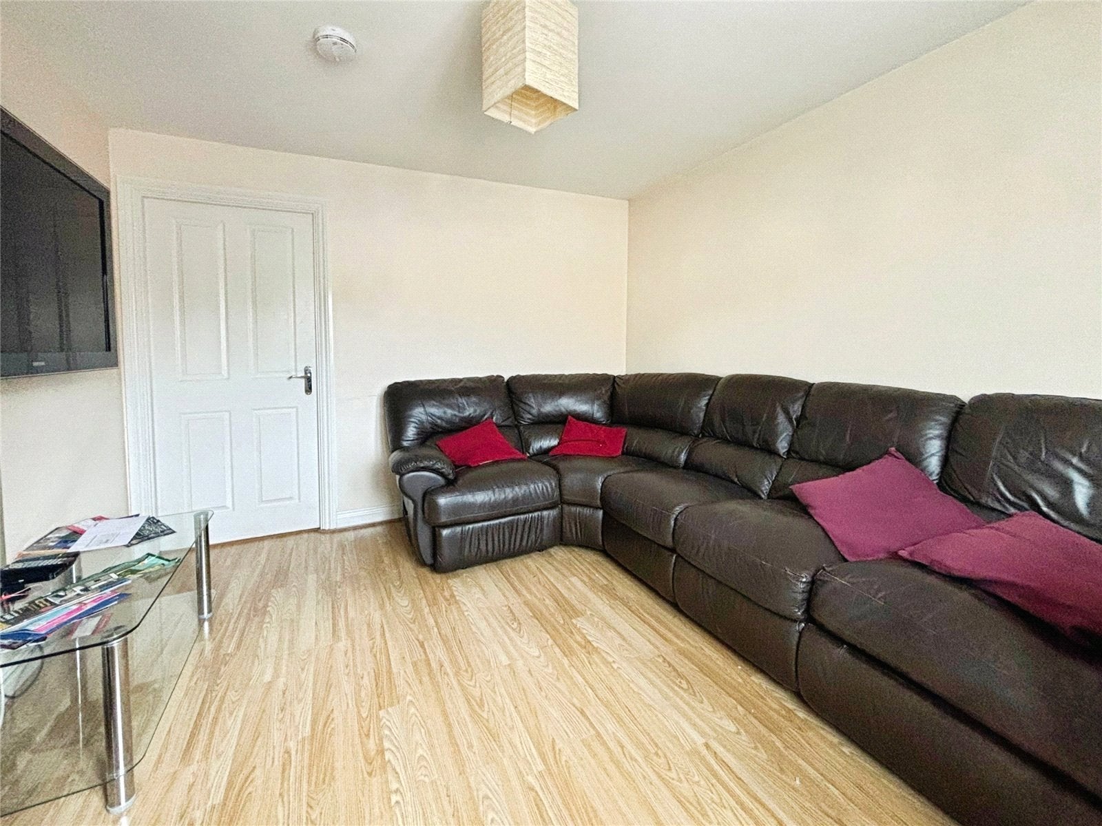 Room Millgrove Street in Blunsdon St Andrew