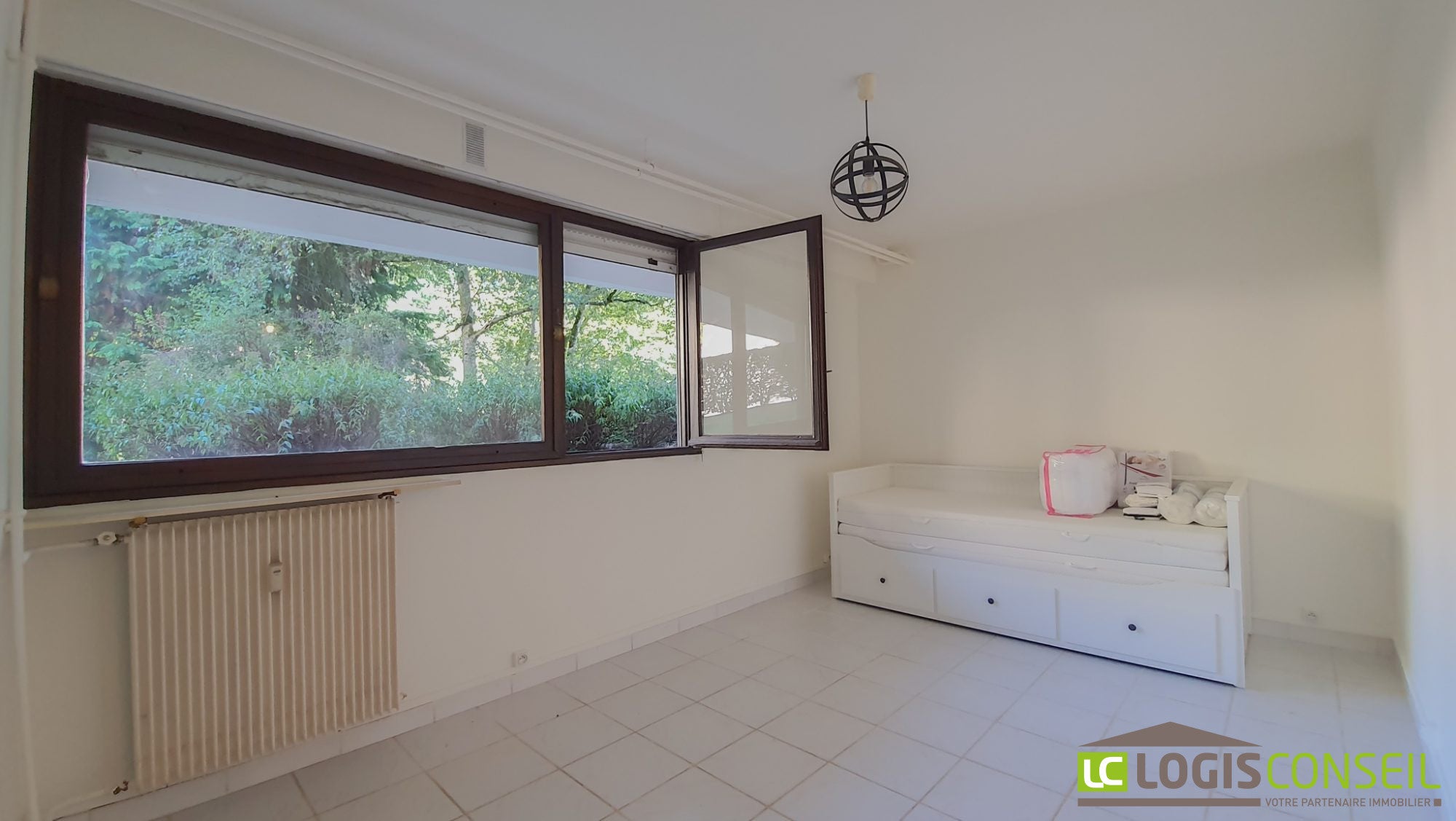 Appartement Voie de la Vallée aux Loups à Châtenay-Malabry