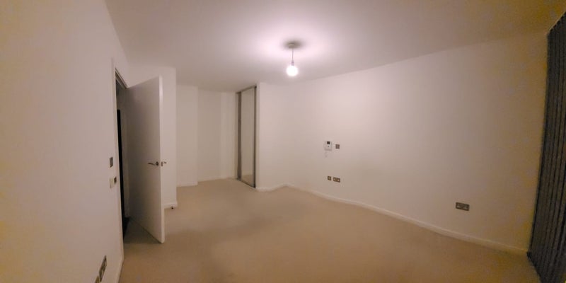 Room Taylor Place in Greater London