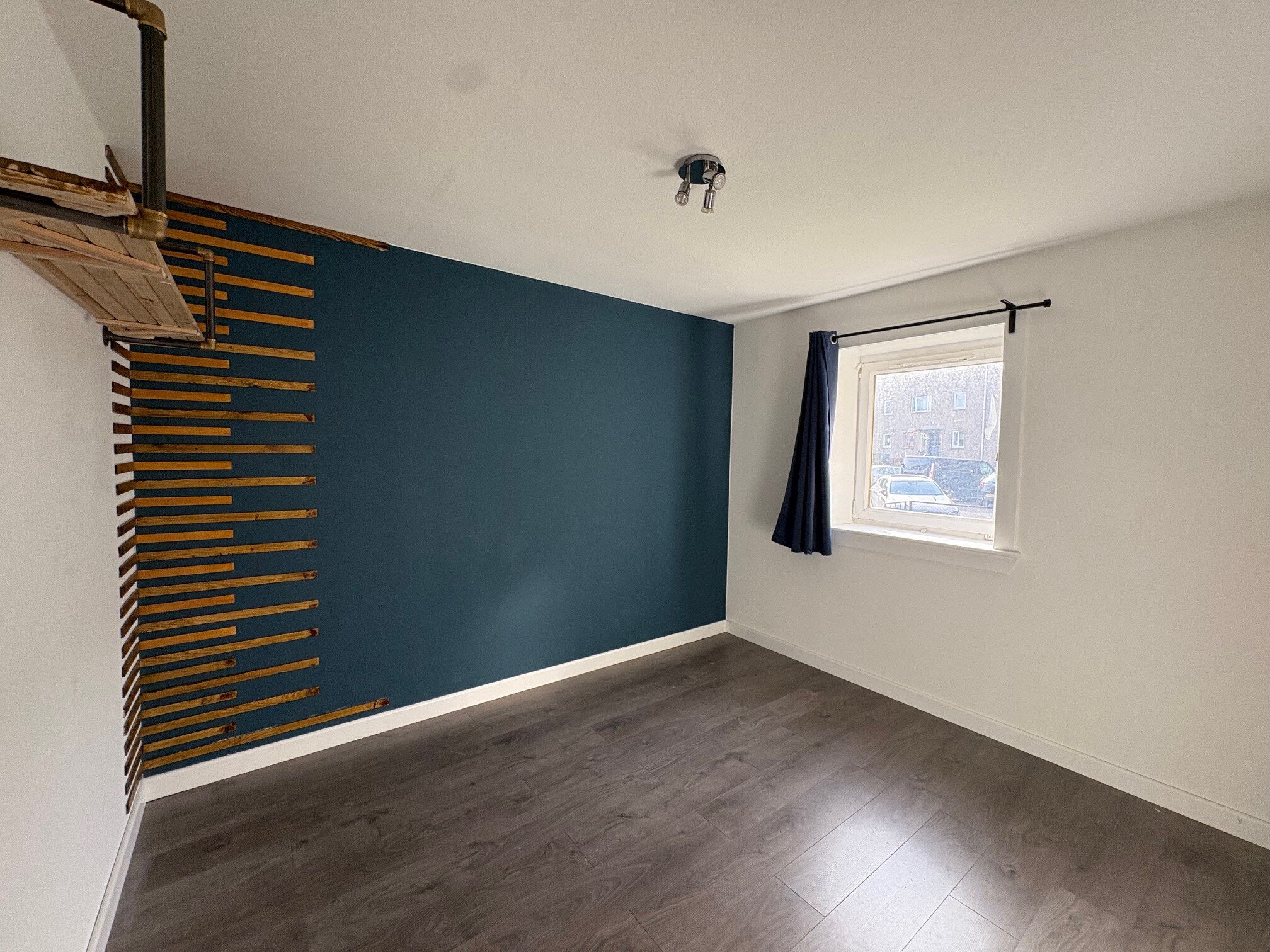 Flat Wester Drylaw Drive in City of Edinburgh